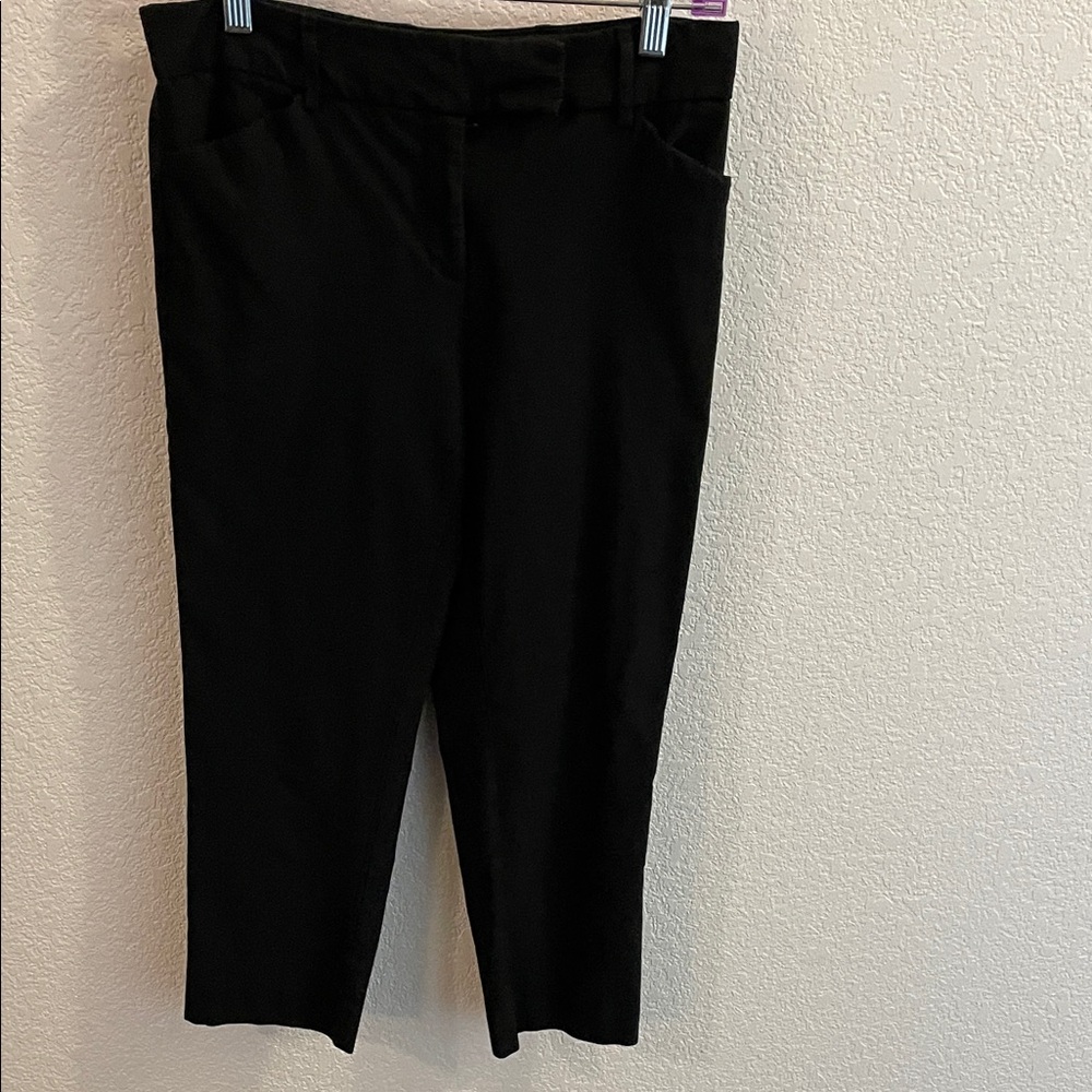 Land 'N Sea Women's Black Capris